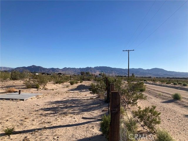 35127 Condor Road, Newberry Springs, CA 92365