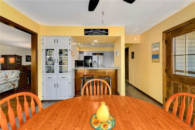 1800 Pine Ridge Drive, Leavenworth, KS 66048