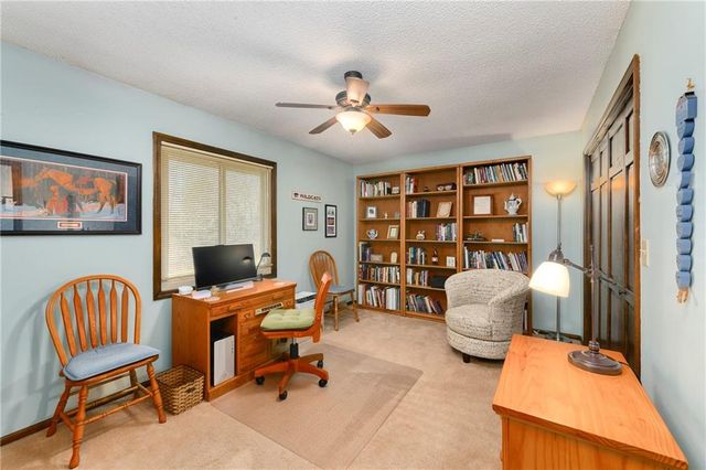 1800 Pine Ridge Drive, Leavenworth, KS 66048