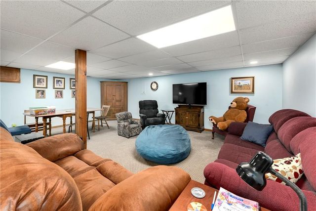 1800 Pine Ridge Drive, Leavenworth, KS 66048