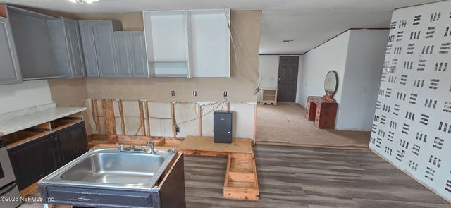 11325 YOUNG Road 1, Jacksonville, FL 32218