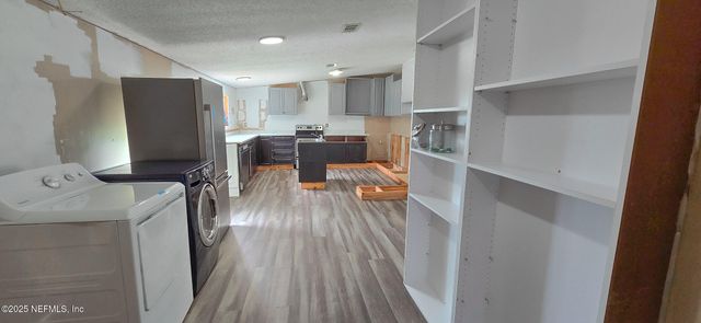 11325 YOUNG Road 1, Jacksonville, FL 32218