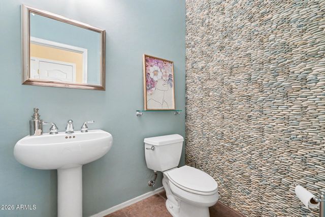 1708 E KNOLL Street, Mesa, AZ 85203