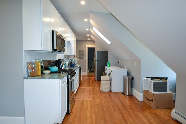 6-8 South St 3, Boston, MA 02135
