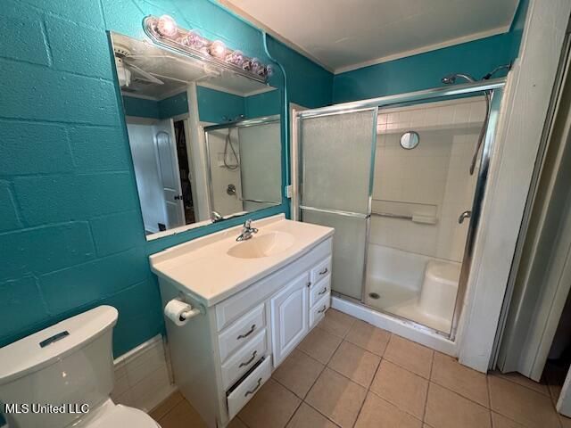 800 Roys Road, Gautier, MS 39553