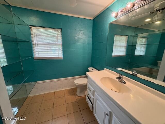 800 Roys Road, Gautier, MS 39553