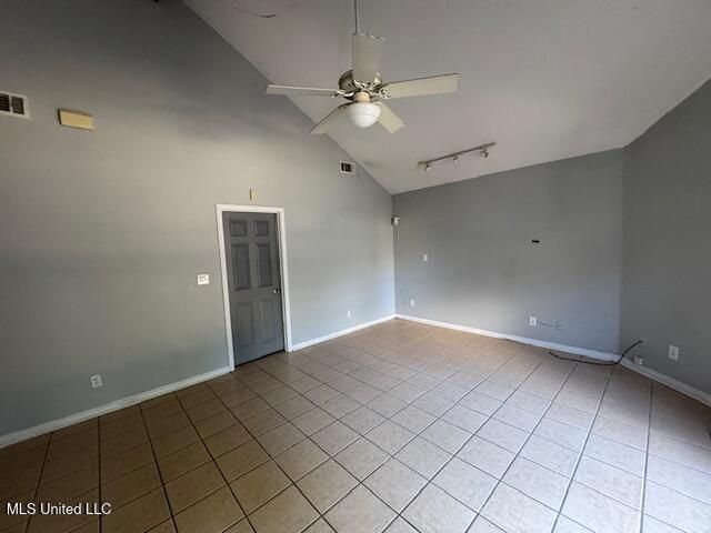 800 Roys Road, Gautier, MS 39553