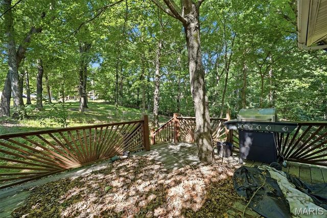 2243 Henson Farm Road, Festus, MO 63028