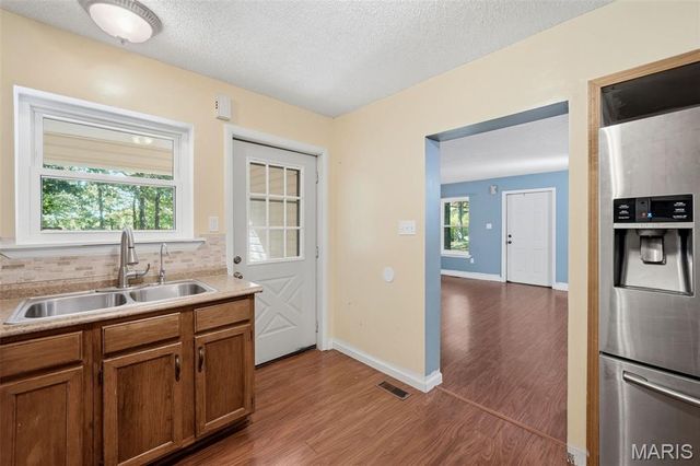 2243 Henson Farm Road, Festus, MO 63028