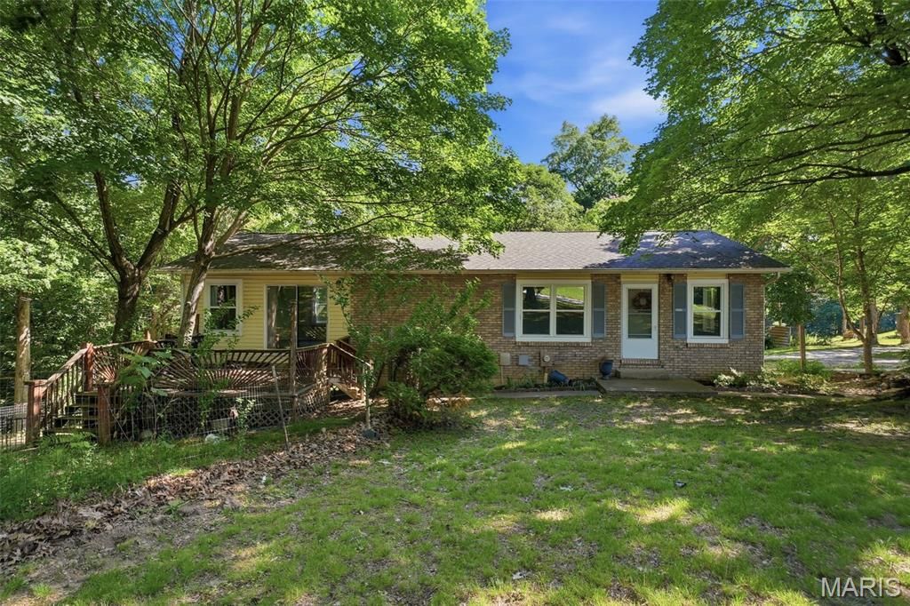 2243 Henson Farm Road, Festus, MO 63028