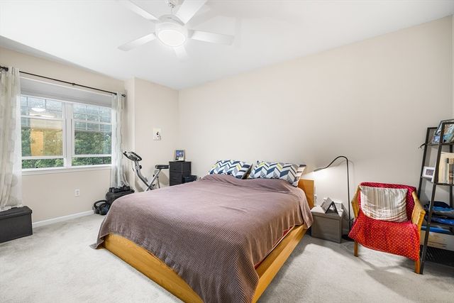 2 Arden Mills Way 2305, Fitchburg, MA 01420