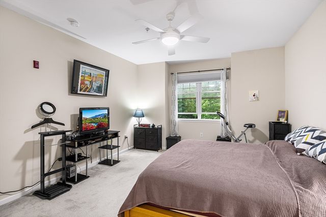 2 Arden Mills Way 2305, Fitchburg, MA 01420