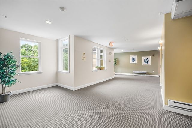 2 Arden Mills Way 2305, Fitchburg, MA 01420