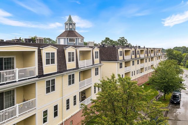 2 Arden Mills Way 2305, Fitchburg, MA 01420