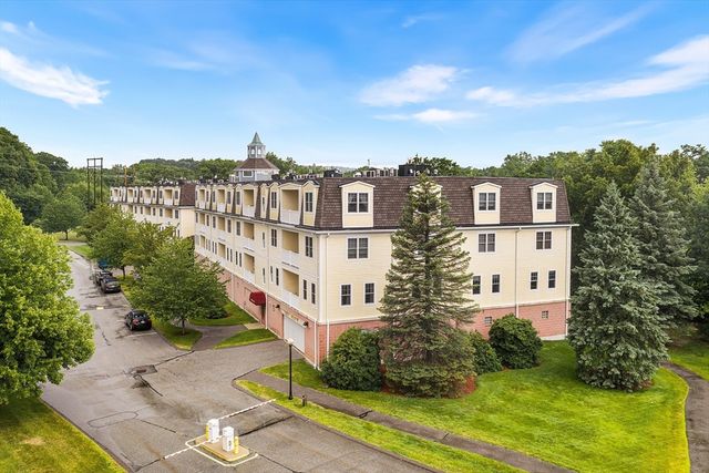 2 Arden Mills Way 2305, Fitchburg, MA 01420