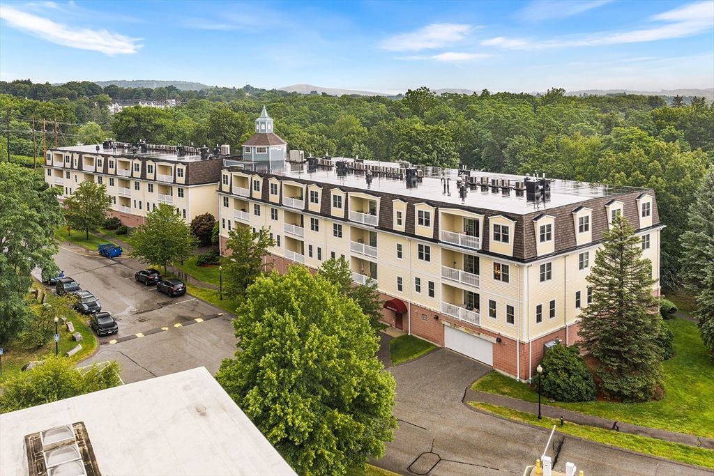 2 Arden Mills Way 2305, Fitchburg, MA 01420