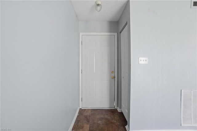 537 Pier CT, Virginia Beach, VA 23462