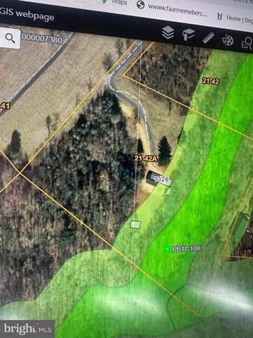 1326 KINGS HWY, King George, VA 22485