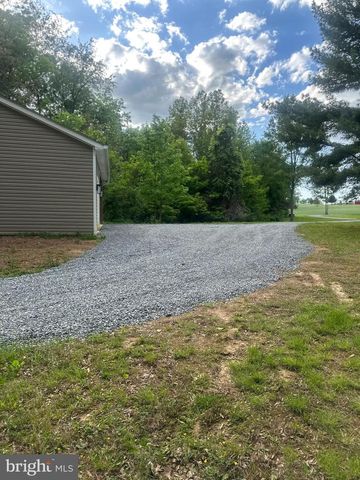1326 KINGS HWY, King George, VA 22485