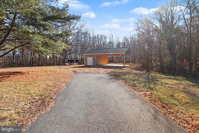 1326 KINGS HWY, King George, VA 22485