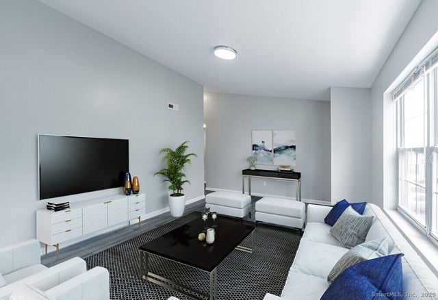 253 West River Street, Milford, CT 06460