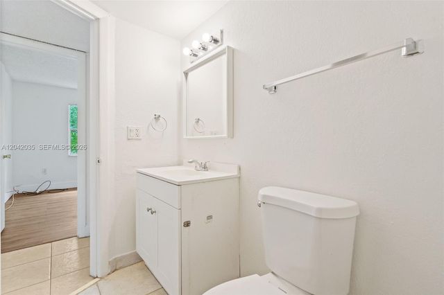 4215 N University Dr 305, Sunrise, FL 33351