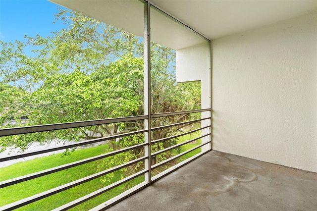 4215 N University Dr 305, Sunrise, FL 33351