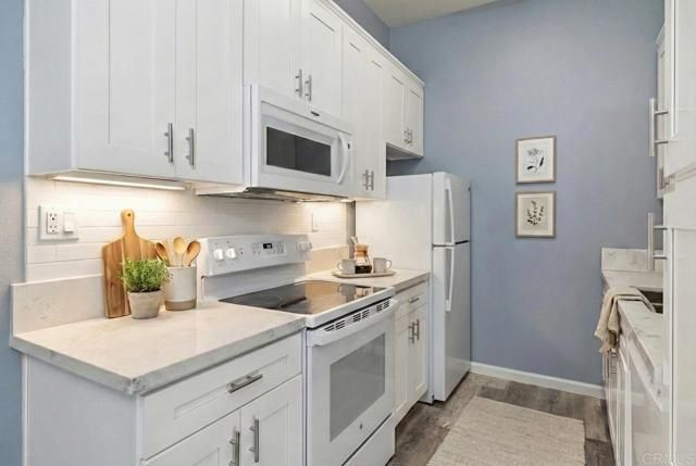 8328 Regents Road 1K, San Diego, CA 92122