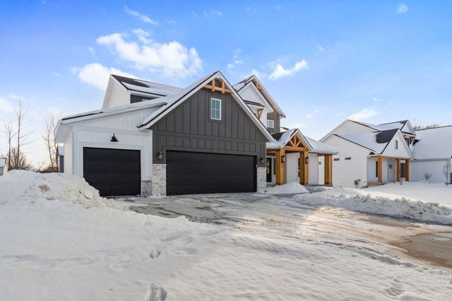 1904 Creekside Drive SW, Byron Center, MI 49315