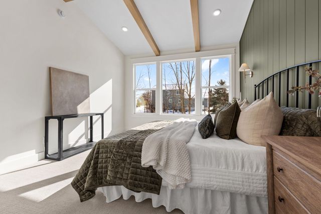 1904 Creekside Drive SW, Byron Center, MI 49315