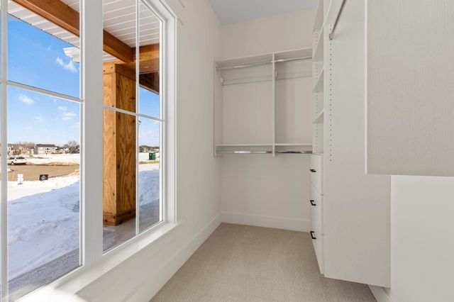 1904 Creekside Drive SW, Byron Center, MI 49315