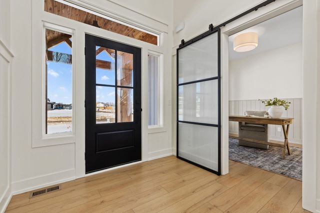 1904 Creekside Drive SW, Byron Center, MI 49315