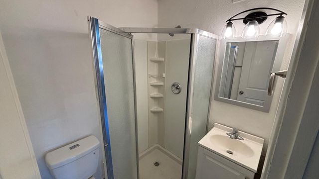 1130 E Butler Drive Apt B4, Phoenix, AZ 85020