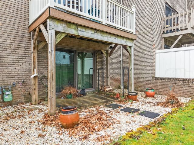 300 Williamsburg Ln, Murrysville, PA 15632