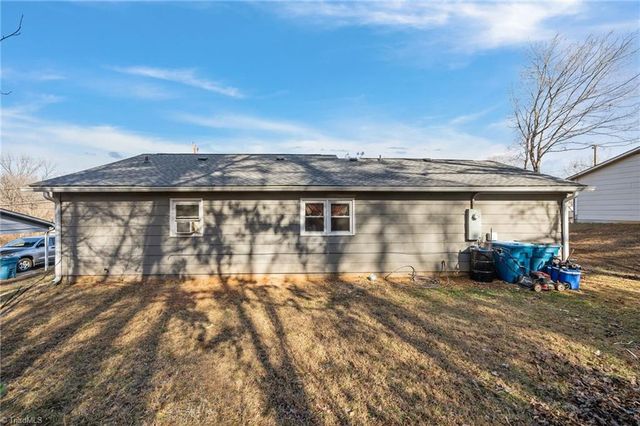 220 Mountview Drive, Mocksville, NC 27028