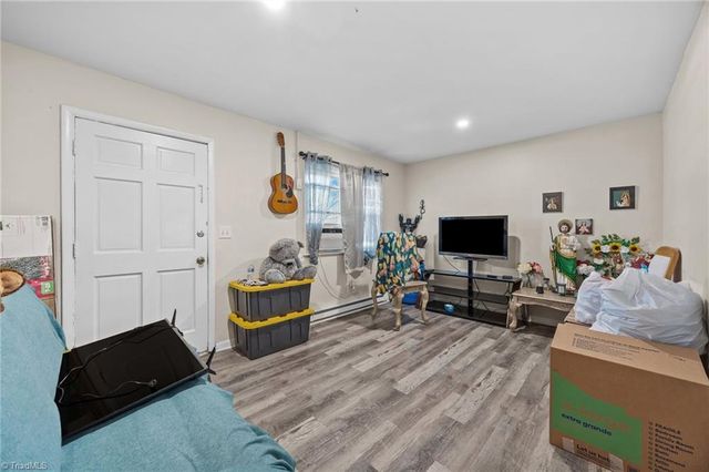 220 Mountview Drive, Mocksville, NC 27028