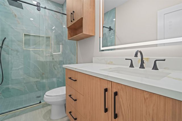 2412 Terry Street A, Houston, TX 77009