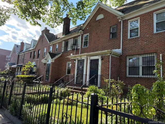 71-09 34th Avenue, Jackson Heights, NY 11372