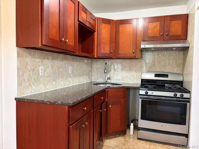 71-09 34th Avenue, Jackson Heights, NY 11372