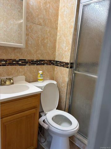 71-09 34th Avenue, Jackson Heights, NY 11372
