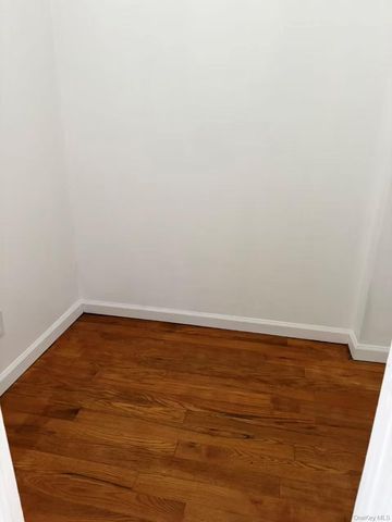 71-09 34th Avenue, Jackson Heights, NY 11372