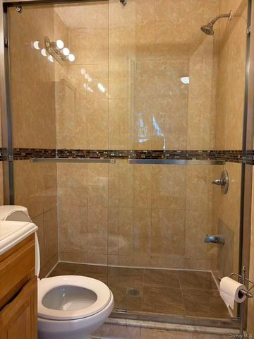 71-09 34th Avenue, Jackson Heights, NY 11372