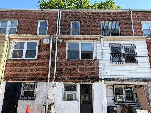 71-09 34th Avenue, Jackson Heights, NY 11372
