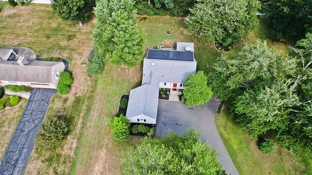 36 Ingersoll Dr, Westfield, MA 01085