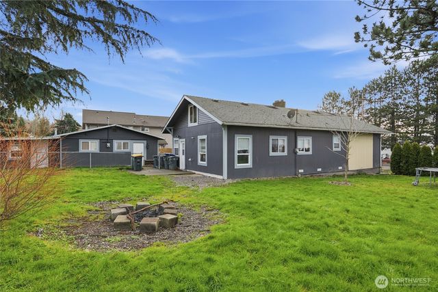 2124 Woburn Street, Bellingham, WA 98229