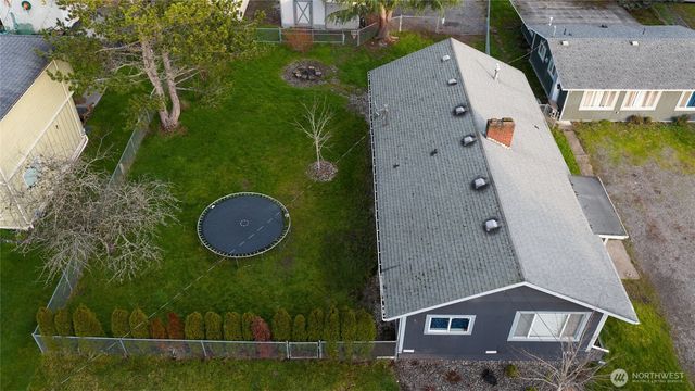 2124 Woburn Street, Bellingham, WA 98229