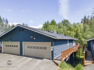 2563 Lahonda Drive, Anchorage, AK 99517