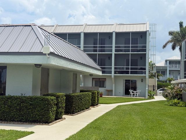 1300 Seaway Drive C1, Hutchinson Island, FL 34949