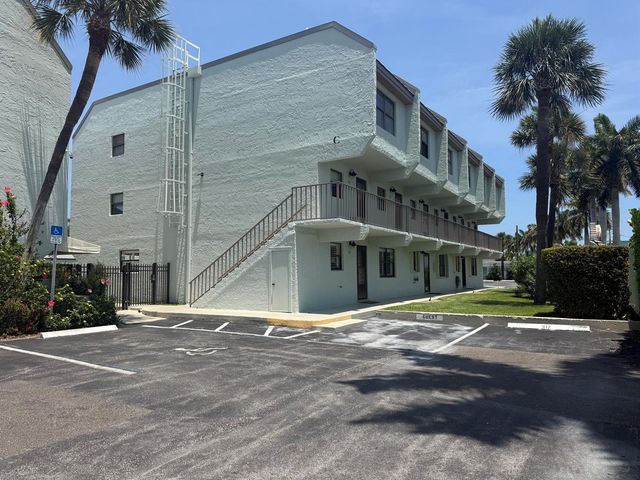 1300 Seaway Drive C1, Hutchinson Island, FL 34949