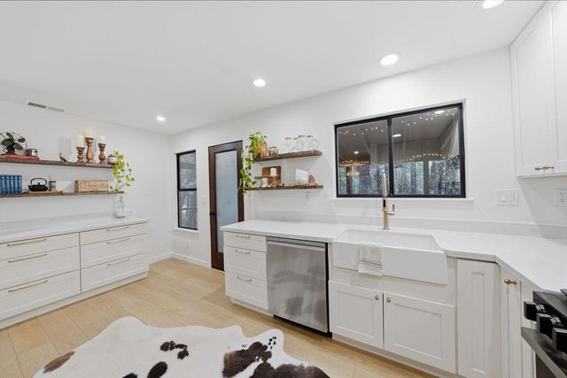 14740 Orzalli Rd, Grass Valley, CA 95945